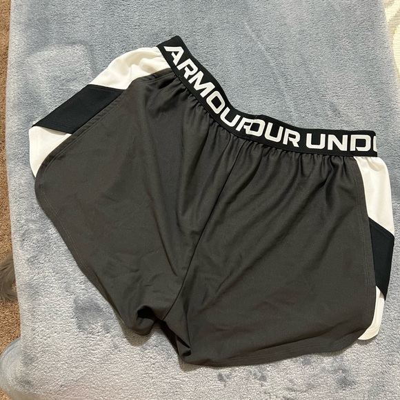 Shorts - Picture 2 of 2